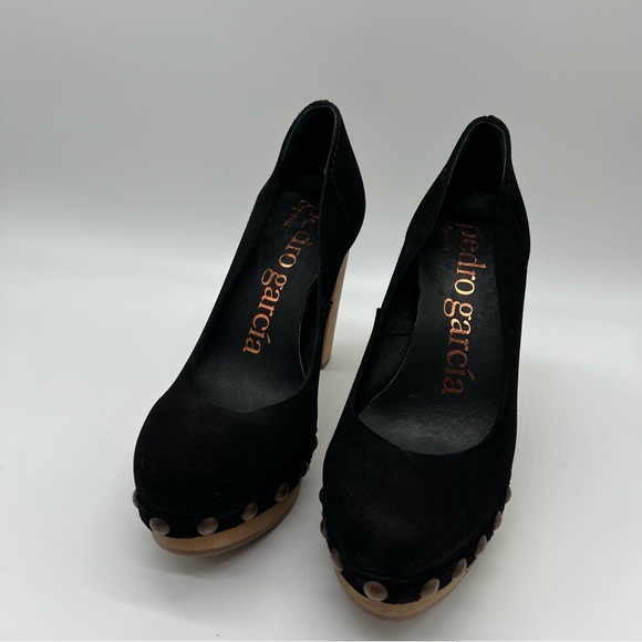 Pedro Garcia Erika Suede Pumps - Picture 3 of 7